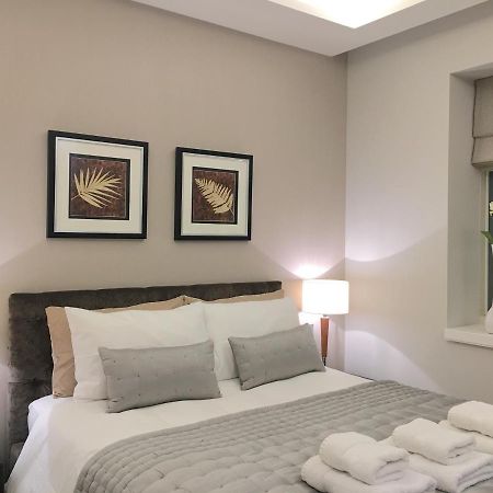 Trafalgar Luxury Suites Лондон Екстериор снимка